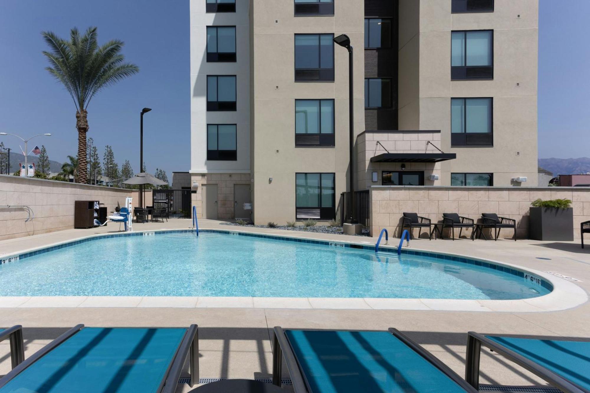 Towneplace Suites By Marriott مونروفيا المظهر الخارجي الصورة