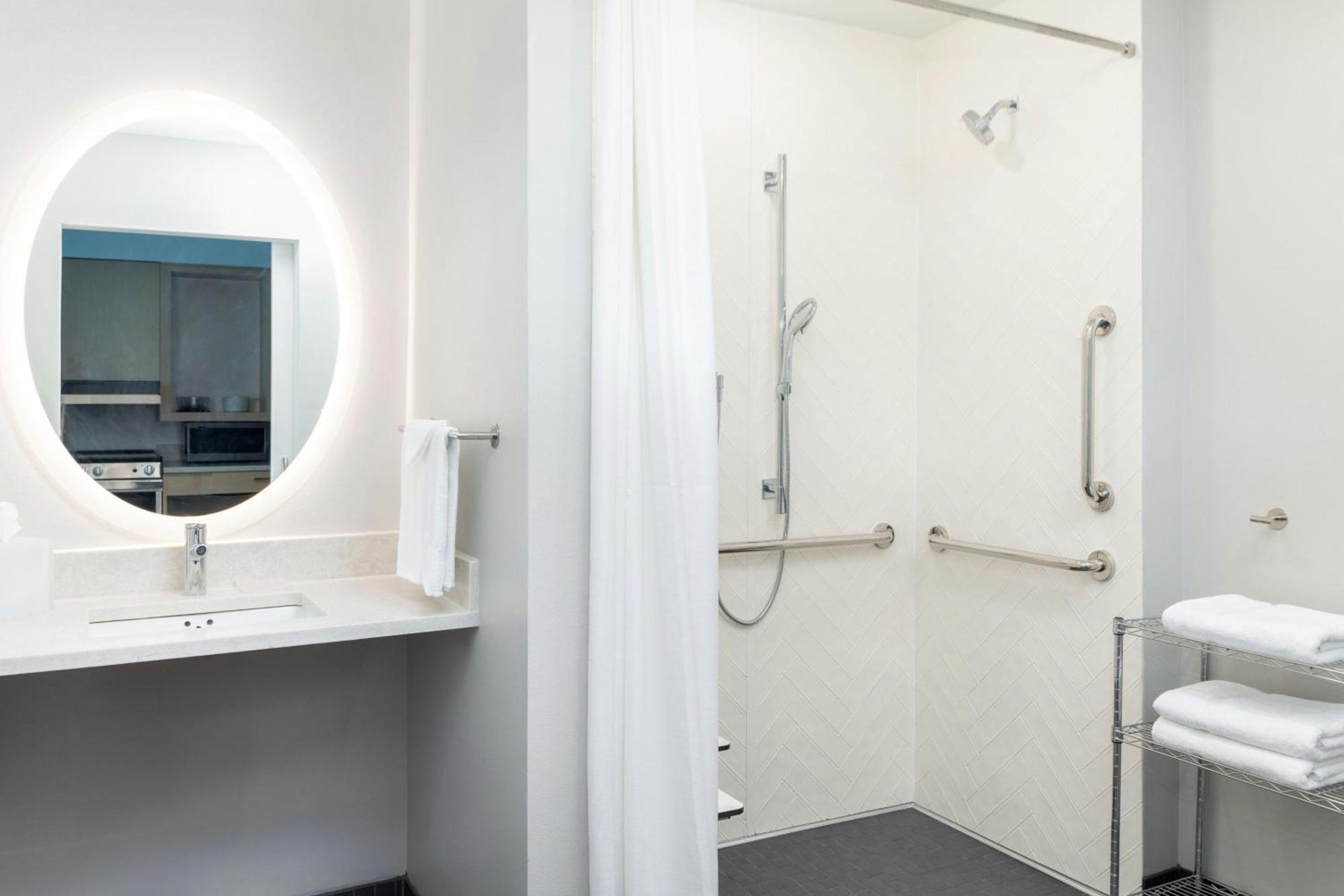 Towneplace Suites By Marriott مونروفيا المظهر الخارجي الصورة
